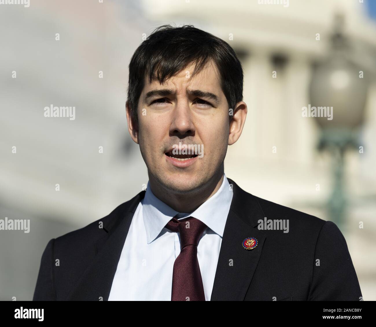 Washington, DC, USA. 16 Jan, 2020. Januar 16, 2020, Washington, DC, USA: US-Vertreter JOSH Härter (D-CA) in seiner Rede auf einer Veranstaltung für Haus Demokraten die Schaffung des ''Ende der Korruption'' Caucus bekannt zu geben. Quelle: Michael Brochstein/ZUMA Draht/Alamy leben Nachrichten Stockfoto