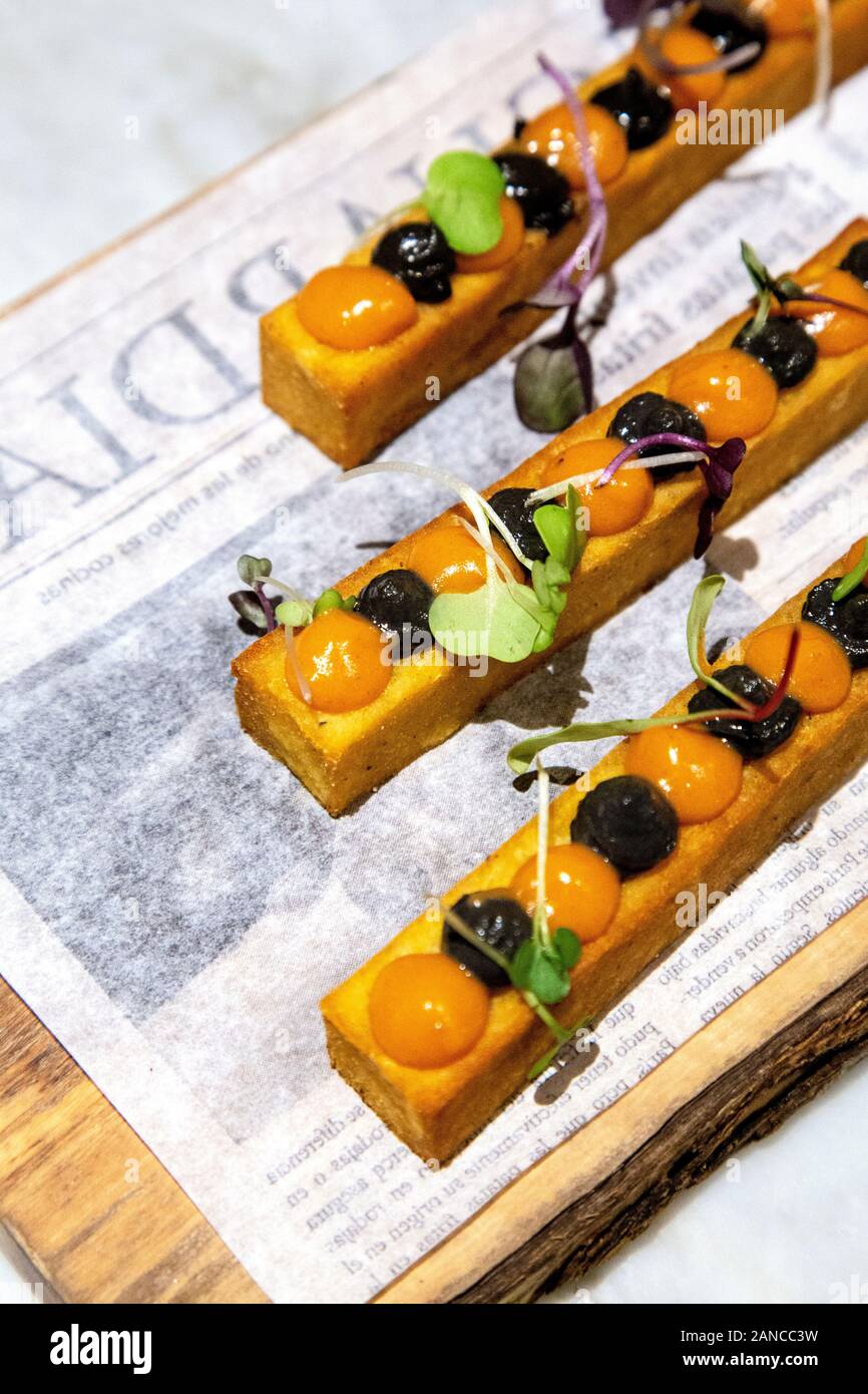 Patatas Bravas an Fabiola gastronomischen Garten Restaurant, Palma, Mallorca, Spanien Stockfoto