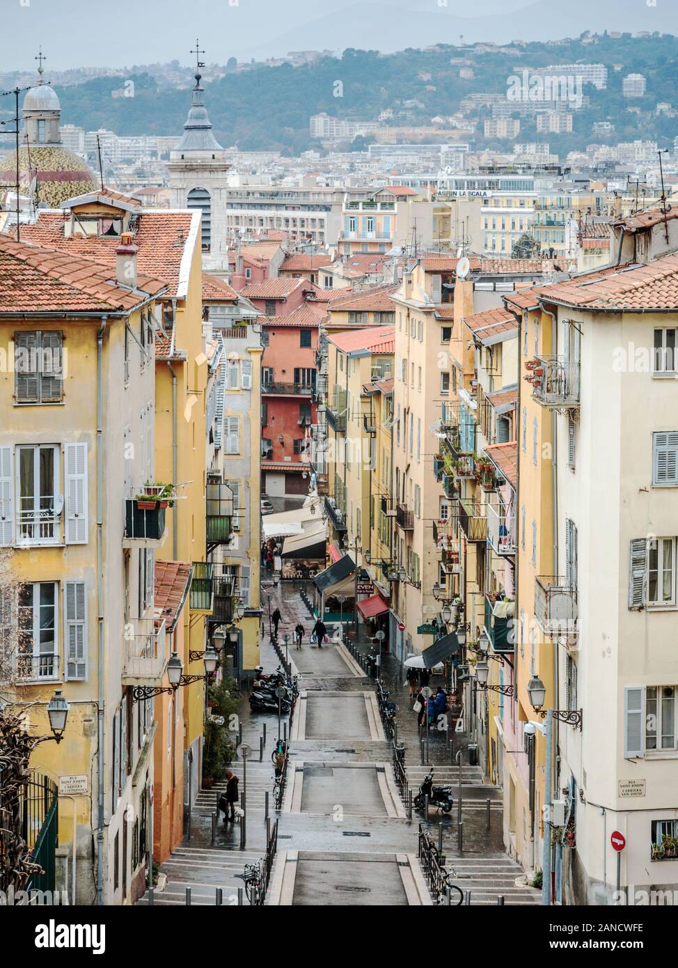 Blick auf Die Altstadt, Nizza, vom Castle Hill, Dem Historischen Park, der französischen Riviera, der Cote d'Azur, Frankreich. Stockfoto