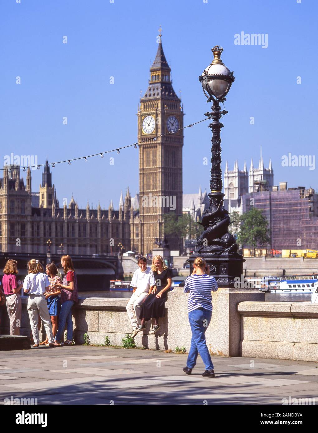Houses of Parliament und Themse, South Bank, London Borough of Lambeth, Greater London, England, Vereinigtes Königreich Stockfoto