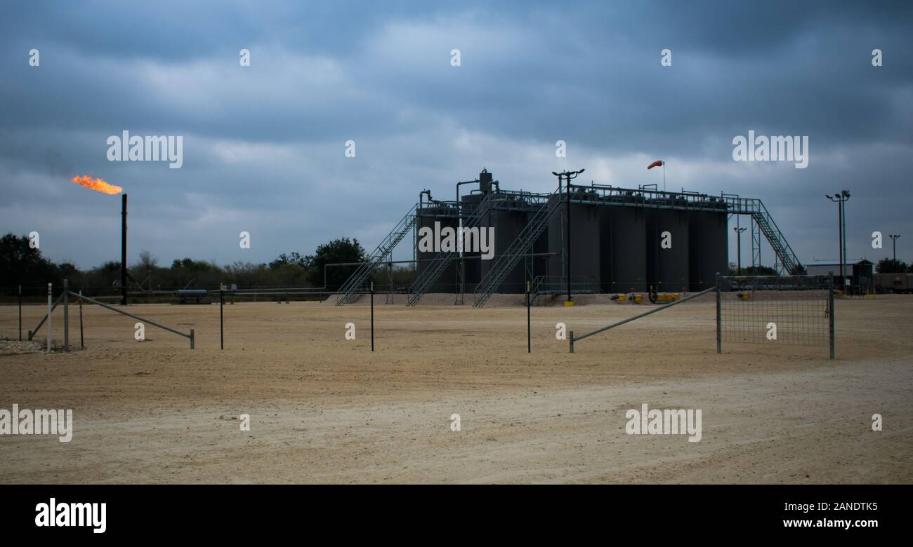 Öl- und Gassammelanlage in Eagle Ford Stockfoto