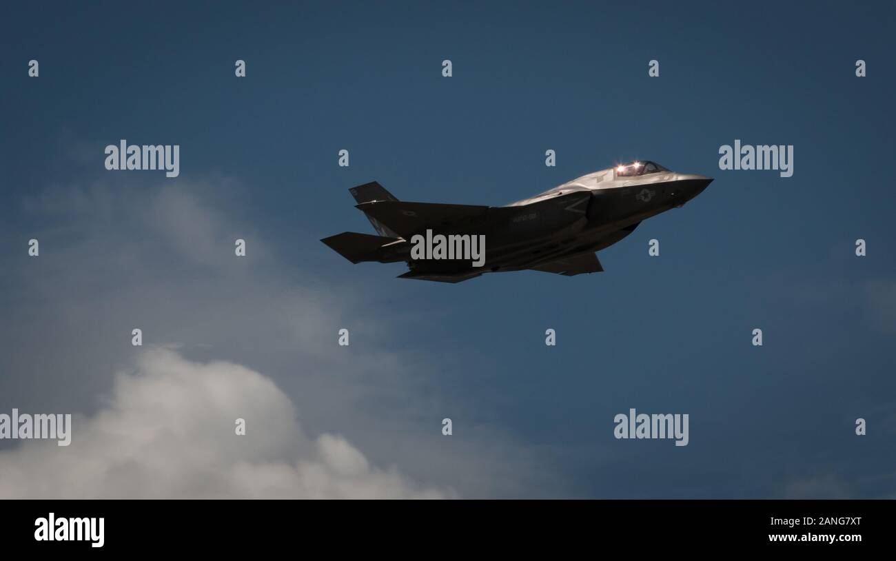 B F-35 Lightning II im Flug Stockfoto