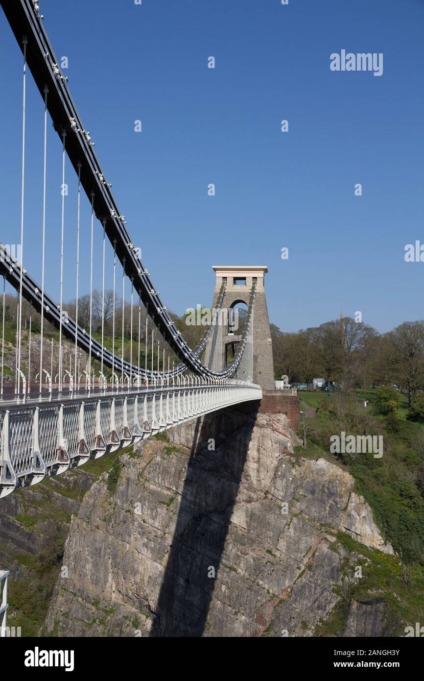 BRISTOL, Großbritannien - 8 April 2019. Clifton Suspension Bridge über den Avon Gorge eröffnet 1864. Bristol, England, UK, April 8, 2019 Stockfoto