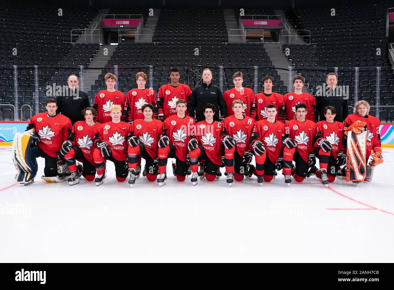 Lausanne, Schweiz. 17. Januar, 2020. Lausanne, Vaudoise Arena, Youth Olympic Games, Eishockey Männer, Team, Kanada. 17 Jan, 2020. FILION Vincent, Nelson Ty, MATEYCHUK Denton, Warren Noah, LINDGREN Matten, luneau Tristan, JOVANOVIC Matthäus, FANTILLI Adamo, Savoie Matthäus, DELIC Kocha, GUINDON Cedrick, LUDWINSKI FIMIS Pano, Paul, DANIELSON Nate, VERREAULT Antonin, COTE Justin, Ernst Dylan Credit: SPP Sport Presse Foto. /Alamy leben Nachrichten Stockfoto