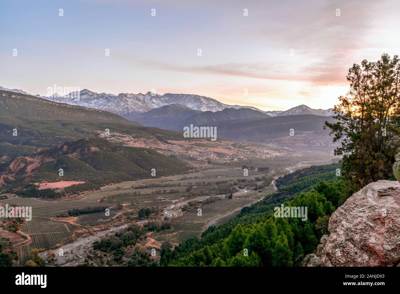 Atlas Gebirge und Imlil Tal bei Sonnenuntergang, Marrakesch, Marokko Stockfoto