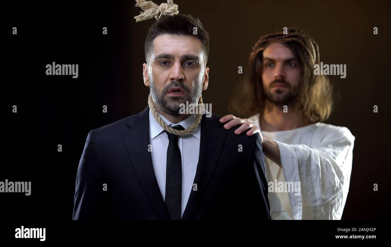Jesus Christus die Hand auf die Schulter des Geschäftsmannes in Seil Schleife über Hals Stockfoto