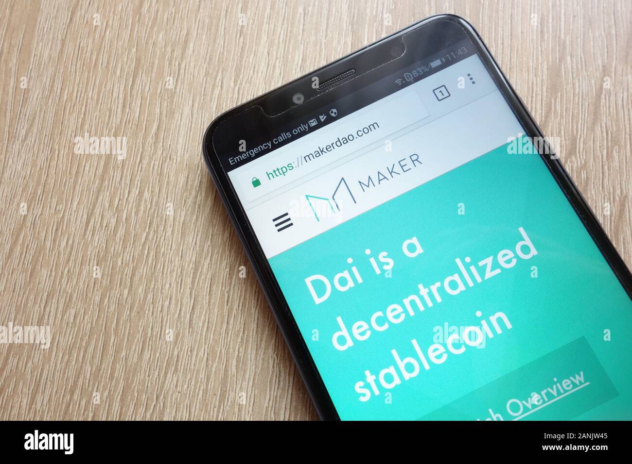 MKR (Maker) Cryptocurrency Website auf Huawei Y6 2018 Smartphone angezeigt Stockfoto