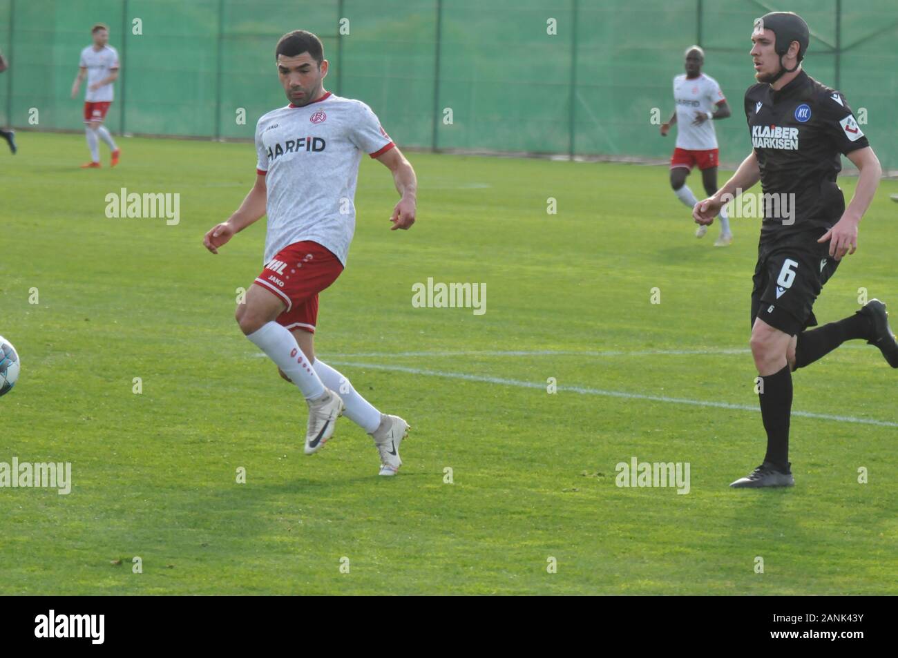 KSC verliert Testspiel gegen Rot-Weiß Essen RW Essen gewinnt Freundschaftsspiel gegen Karlsruher SC Stockfoto