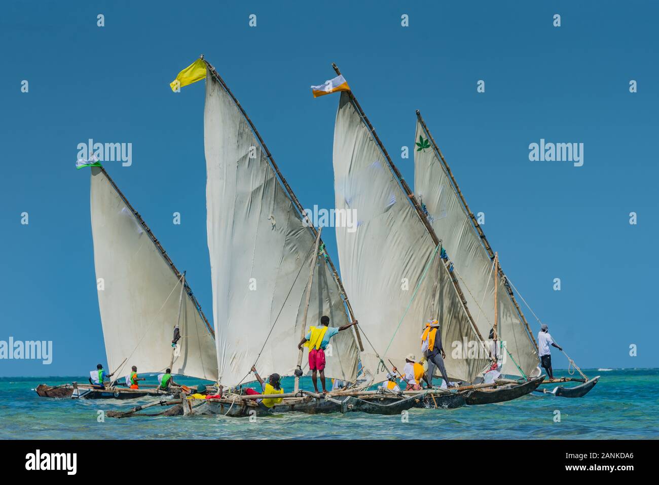 Fischer bei einem Rennen am Strand Stockfoto