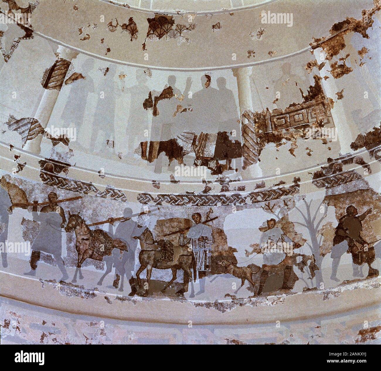 MOSAICO DE LA CUPULA DEL MAUSOLEO DE CENTCELLES SIGLO IV. Lage