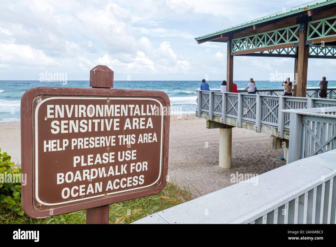 Boca Raton Florida, Palm Beach County, öffentlicher Strand, Atlantischer Ozean, Wasser, Schild, sensible Gegend, FL100731040 Stockfoto