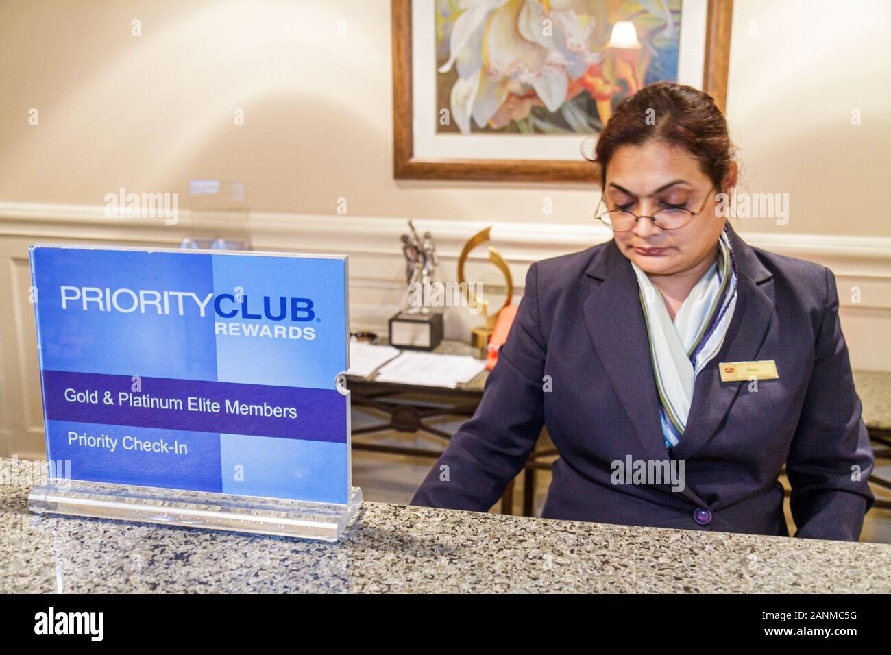 Fort Ft. Lauderdale Florida, Sunrise, Crowne Plaza at Sawgrass Mills, Hotel, Rezeption, Check-in Rezeption, Reservierungs-Register, Registrierungen Stockfoto