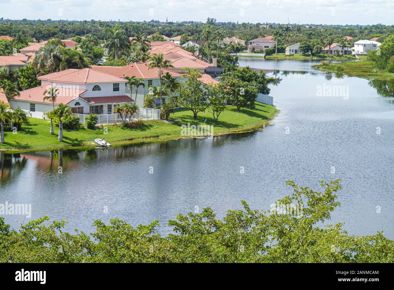 Fort Ft. Lauderdale Florida, Sonnenaufgang, See, Wohngebäude, Häuser, Häuser, Besucher reisen Reise Reise Tourismus Tourismus Wahrzeichen Kultur Kultur Kultur, V Stockfoto