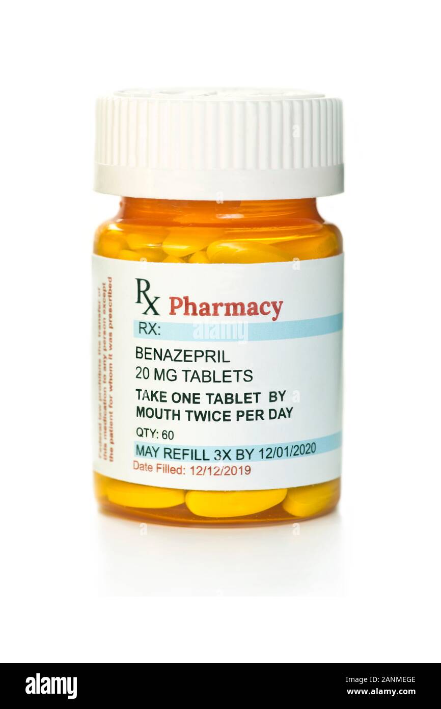 Benazepril Bluthochdruck Medikamente Container auf Weiß isoliert. Stockfoto