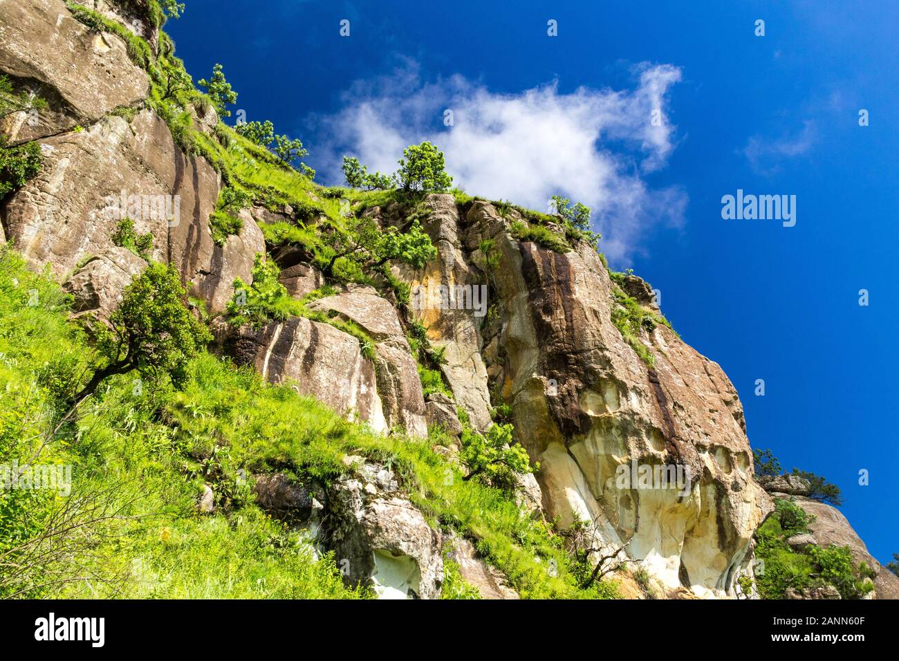 Felsformation namens Sphinx, Drakensberge, Giants Castle Game Reserve, Südafrika Stockfoto