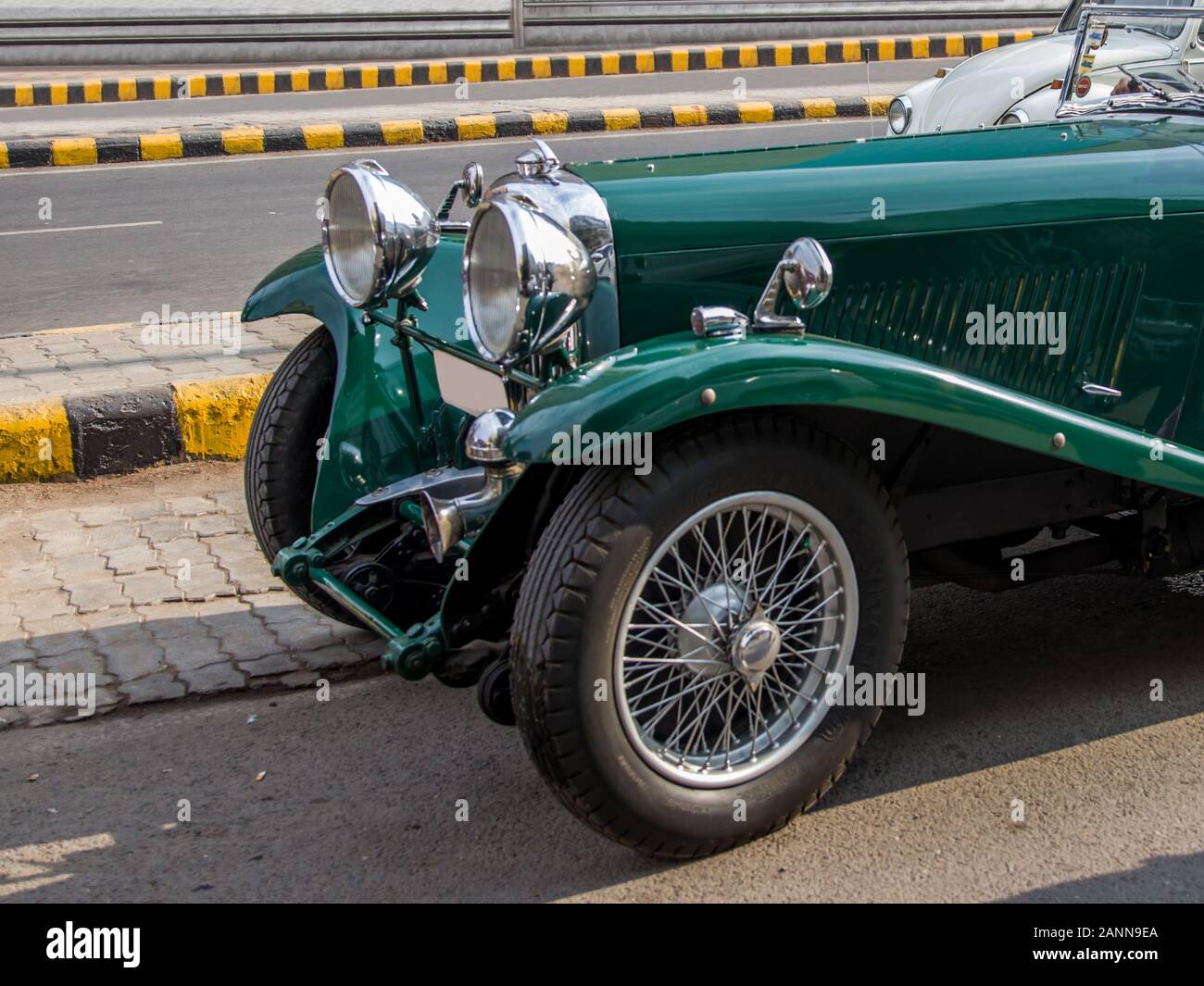 Oldtimer bereit, an der Oldtimer-Rallye teilzunehmen. Stockfoto