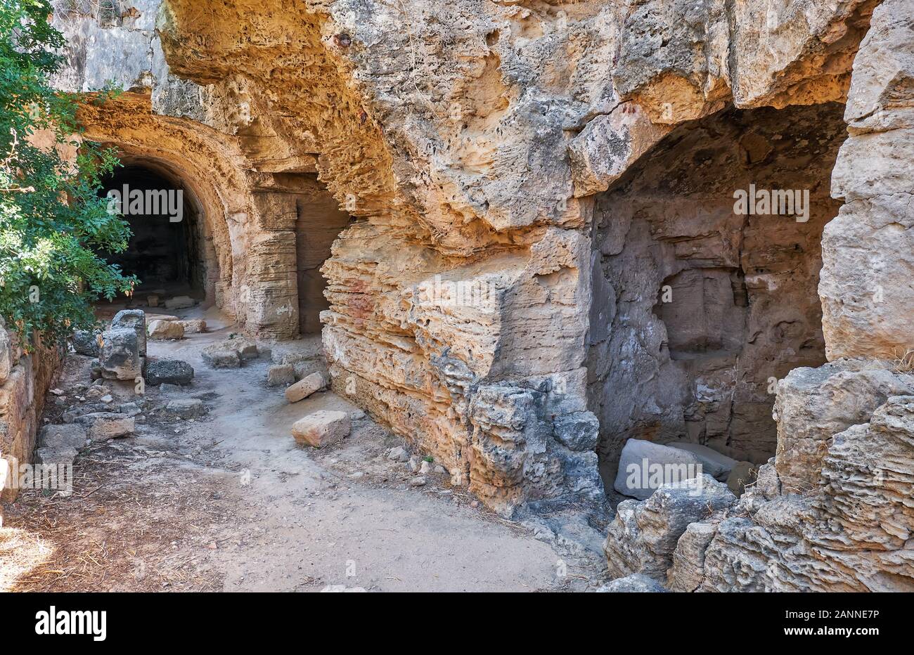 Komplexe von großer Katakomben Agios Lambrianos und Agia Solomoni. Paphos Archäologischen Park. Zypern Stockfoto