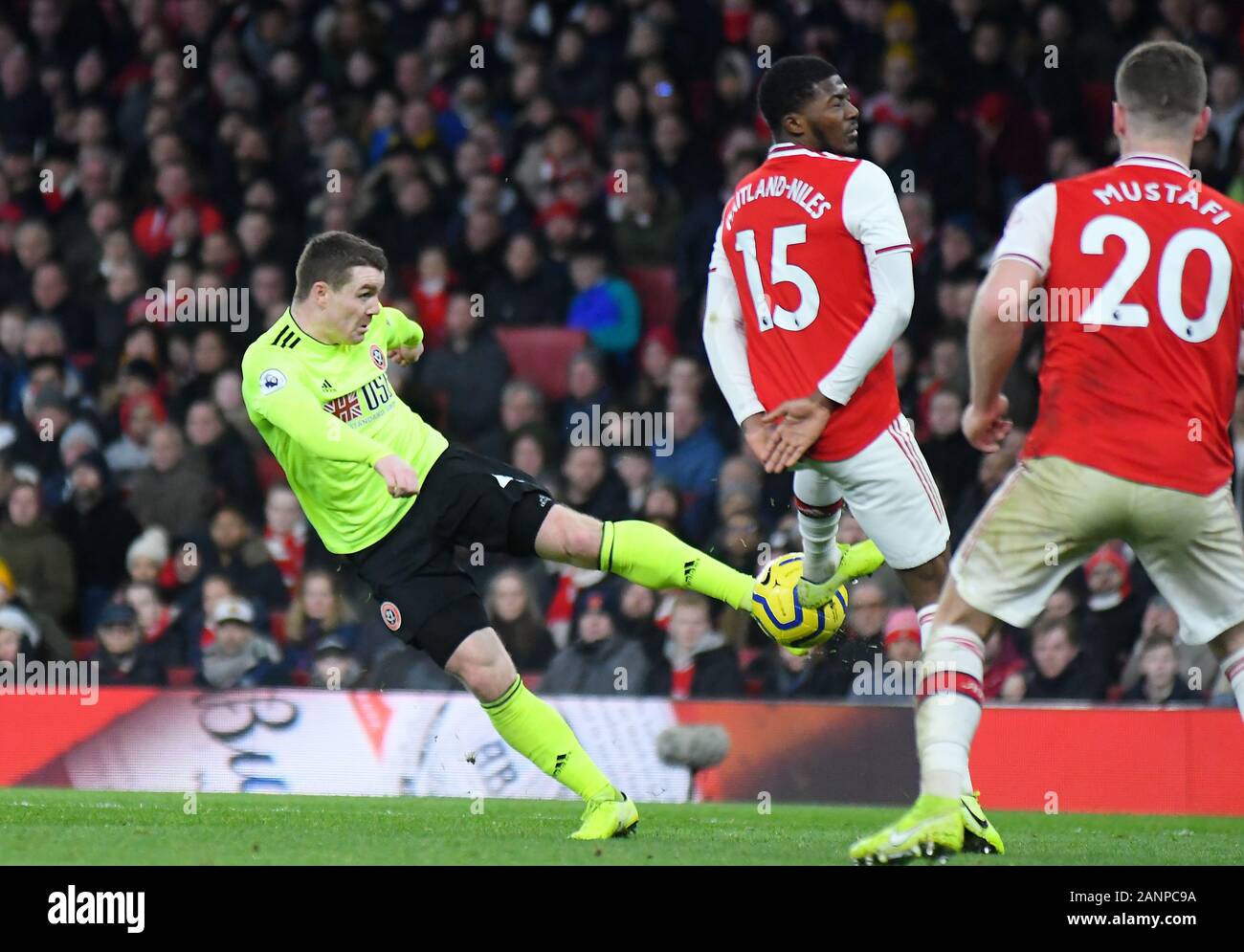 LONDON, ENGLAND - Januar 18, 2020: John Fleck von Sheffield Triebe und Kerben während der 2019/20 Premier League Spiel zwischen Arsenal FC und Sheffield United FC im Emirates Stadion. Stockfoto