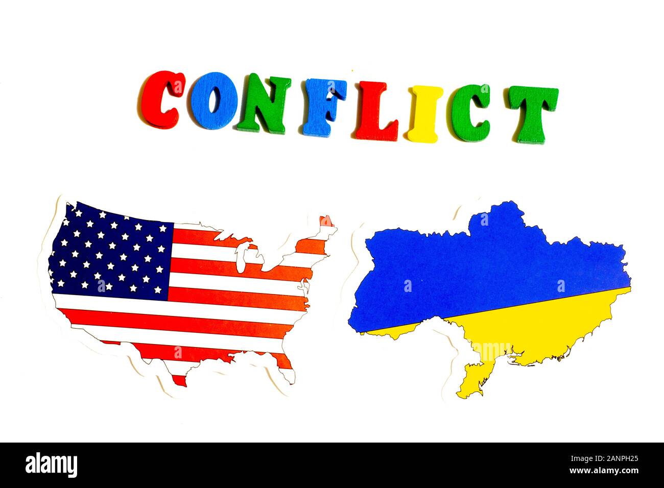 Los Angeles, Kalifornien, USA - 17. Januar 2020: USA und Ukraine Konfliktkonzept Illustration. Nationalflaggen, Bildmaterial Stockfoto