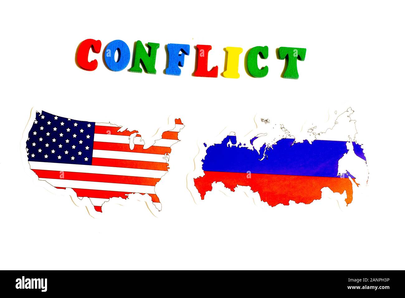 Los Angeles, Kalifornien, USA - 17. Januar 2020: USA gegen Russland Konfliktkonzept Nationalflaggen auf weißem Hintergrund. Illustration für Politik Stockfoto