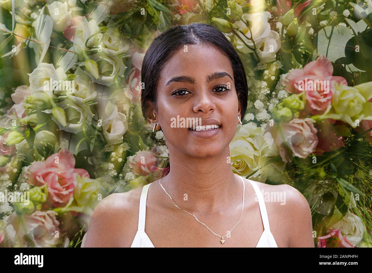 Schönheit Frau und Blumen, Havanna - Kuba Stockfoto