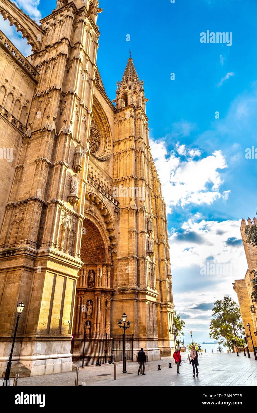 Fassade der Kathedrale von Palma, Palma, Mallorca, Spanien Stockfoto