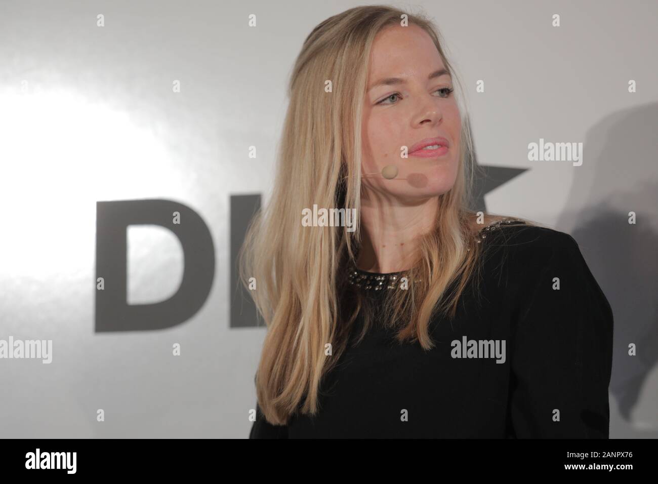 München, Bayern. 18 Jan, 2020. Nina Albrecht (Leiter Marketing an deutschen Robo Advisor VisualVest) spricht während einer Verkleidung an der DLD-Konferenz in München 2020, große Innovation in Europa Konferenz, Alte Kongresshalle, München, Januar 18 - 20, 2020 Bild Allianz für DLD/Hubert Burda Media | Verwendung der weltweiten Kredit: dpa/Alamy leben Nachrichten Stockfoto