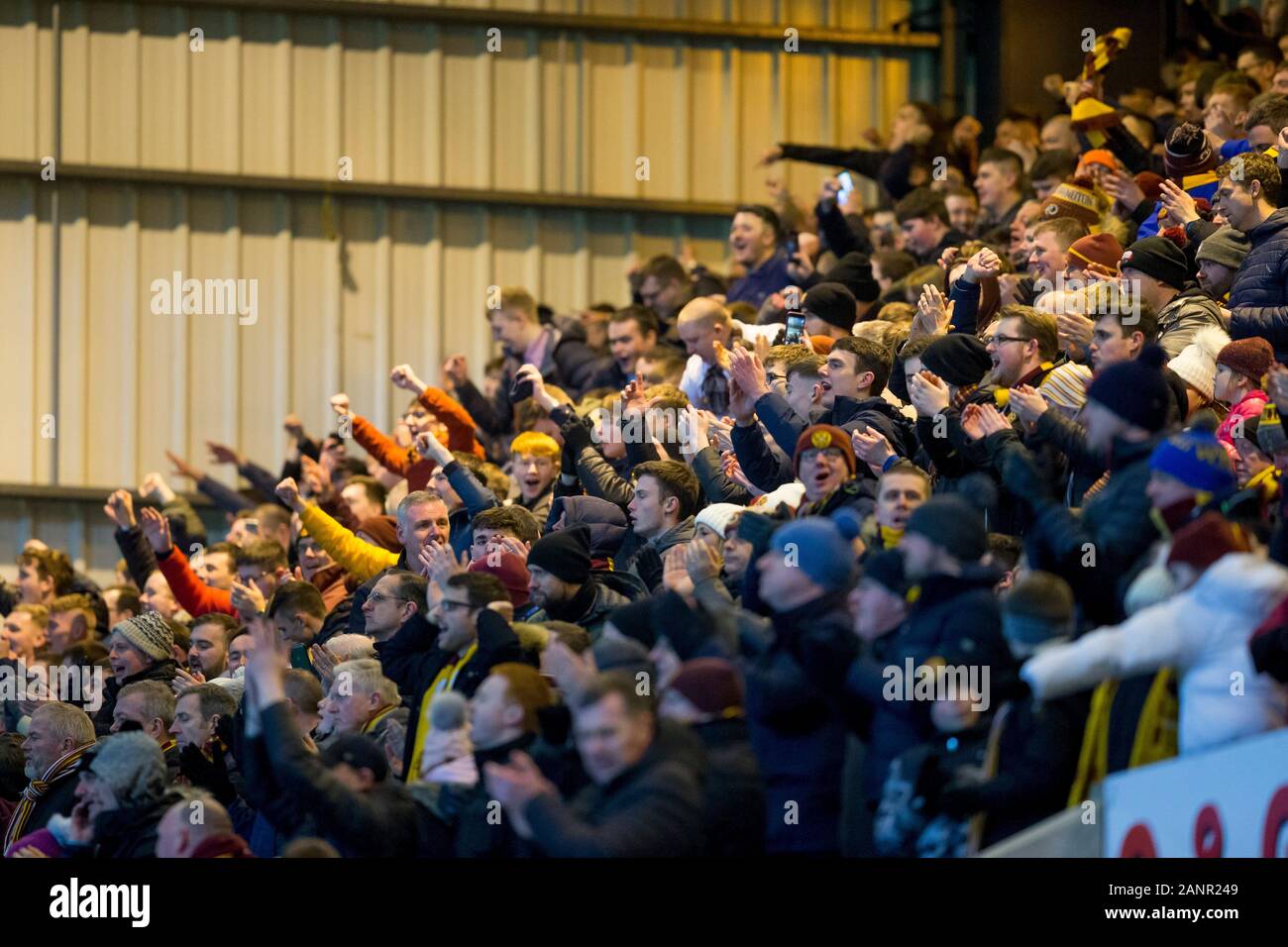 Dens Park, Dundee, Großbritannien. 18 Jan, 2020. Scottish Cup Fußball, Dundee FC im Vergleich zu Motherwell; Motherwell Fans - Redaktionelle Verwendung Credit: Aktion plus Sport/Alamy leben Nachrichten Stockfoto