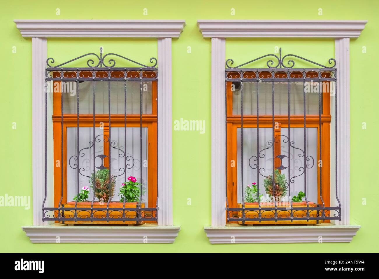 Gitter Im Fenster Stockfotos Gitter Im Fenster Bilder Alamy