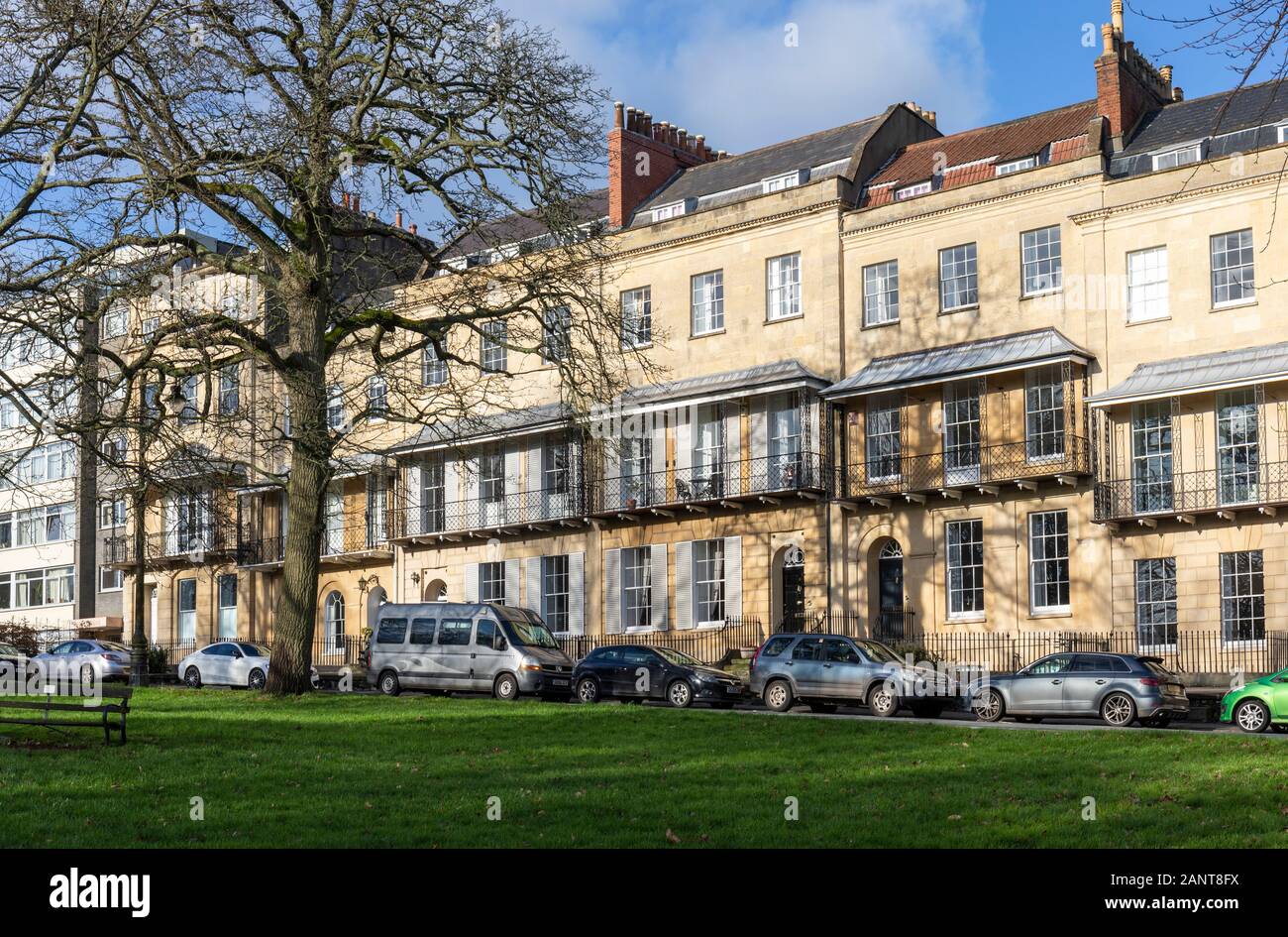 Teure Luxus-Terrassenhäuser in Harley Place, Clifton Down, City of Bristol, England, Großbritannien Stockfoto