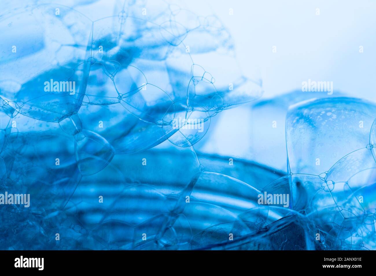 Kreative Zusammenfassung Hintergrund der Kette von Bläschen Struktur in blauen Farbtönen gemacht Stockfoto