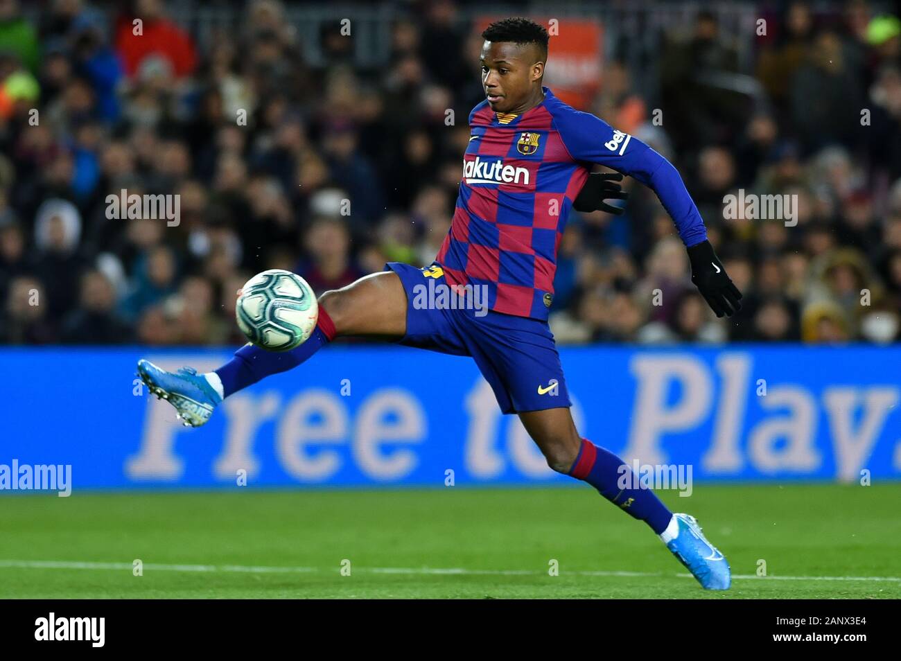 Barcelona, Spanien. 19 Jan, 2020. BARCELONA, SPANIEN - 19. Januar: ansu Fati des FC Barcelona in der Liga Match zwischen dem FC Barcelona und Granada CF im Camp Nou am 19. Januar 2020 in Barcelona, Spanien. Credit: Dax Images/Alamy leben Nachrichten Stockfoto