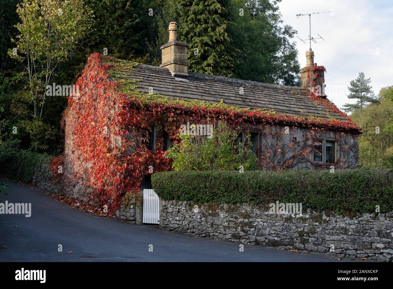 Malerisches Landhaus in Alport im Derbyshire Peak District National Park England, English Cottage Country Stockfoto