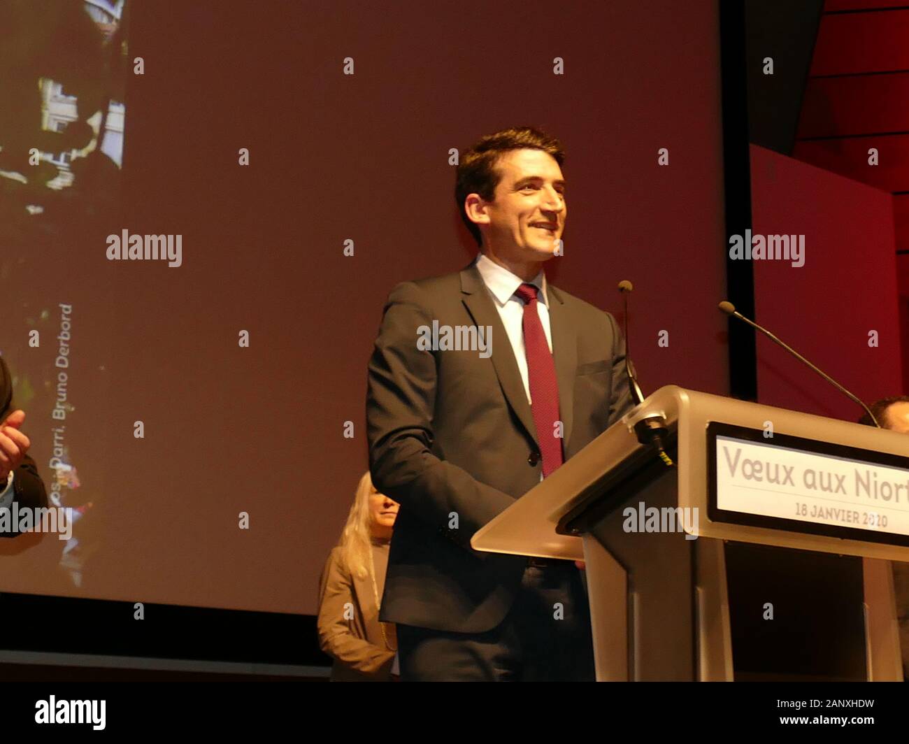 Auf Wunsch Jerôme Baloge selbst projiziert, bis 2030 eine Verdoppelung der Anzahl der Studenten die Entwicklung der digitalen Wirtschaft immer Zentrum von Olympischen Vorbereitung Stockfoto