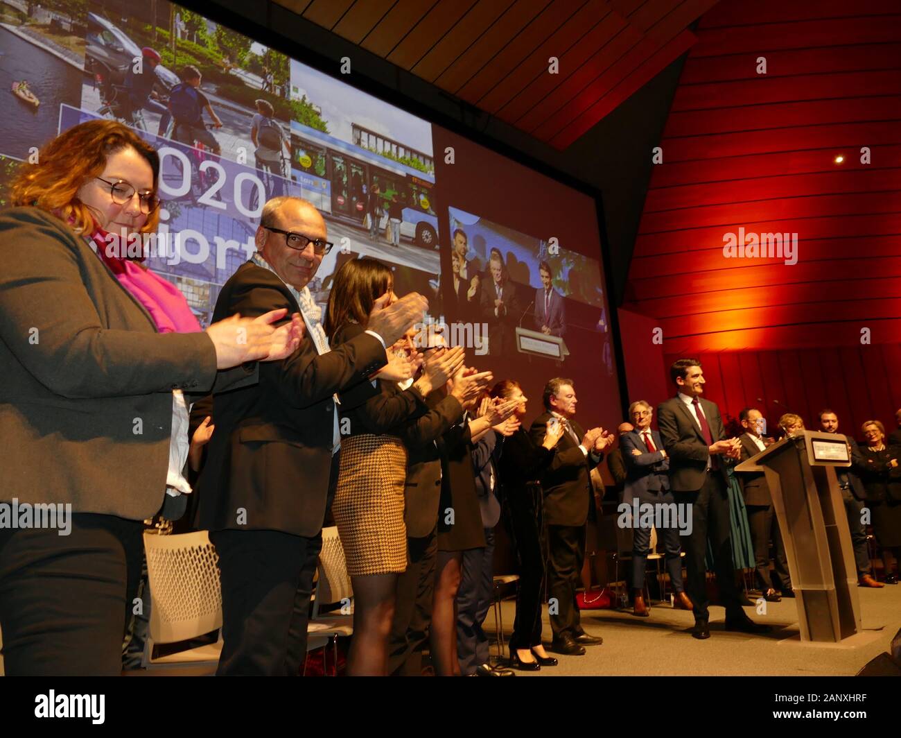 Auf Wunsch Jerôme Baloge selbst projiziert, bis 2030 eine Verdoppelung der Anzahl der Studenten die Entwicklung der digitalen Wirtschaft immer Zentrum von Olympischen Vorbereitung Stockfoto