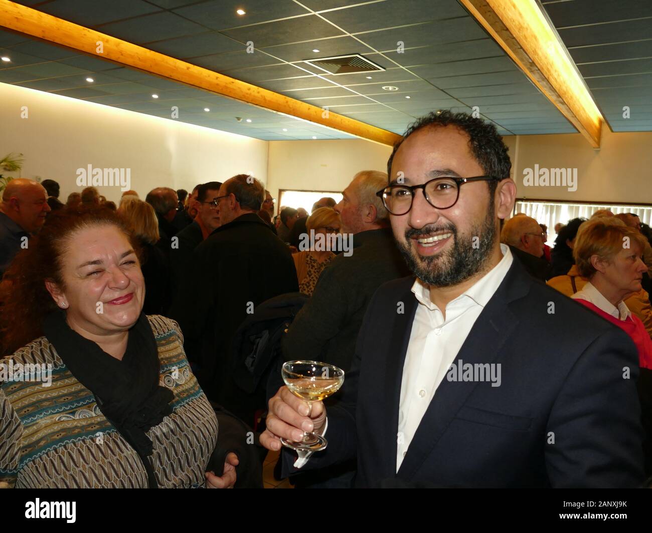 Auf Wunsch Jerôme Baloge selbst projiziert, bis 2030 eine Verdoppelung der Anzahl der Studenten die Entwicklung der digitalen Wirtschaft immer Zentrum von Olympischen Vorbereitung Stockfoto