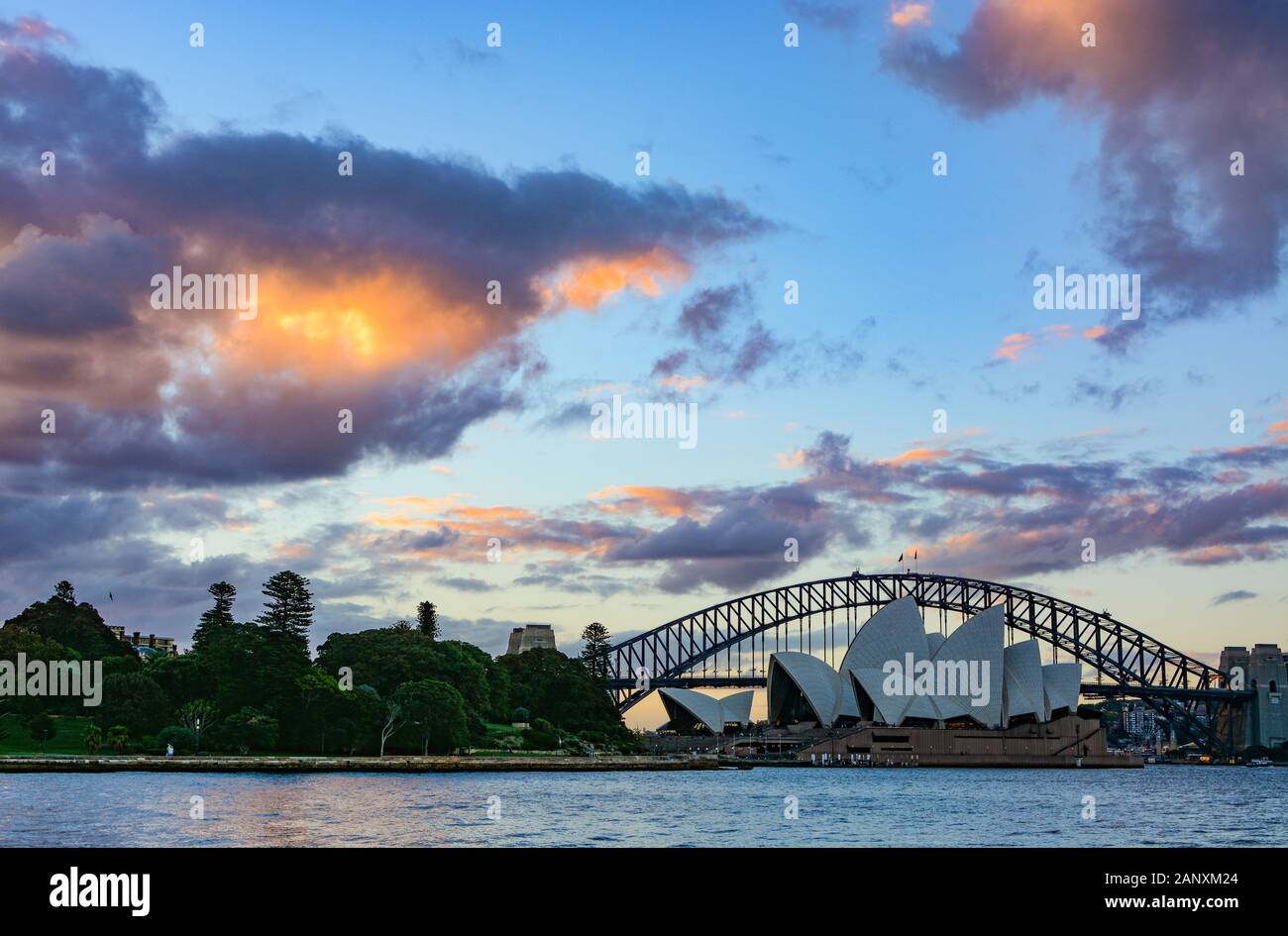 Sydney harbour bridge opernhaus Fotos und Bildmaterial in hoher