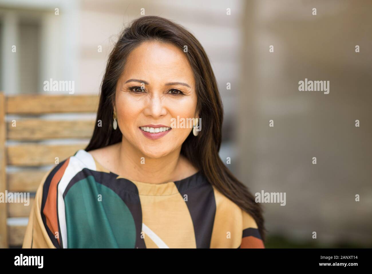 Gerne reife asiatische Frau Lachen und Lächeln. Stockfoto