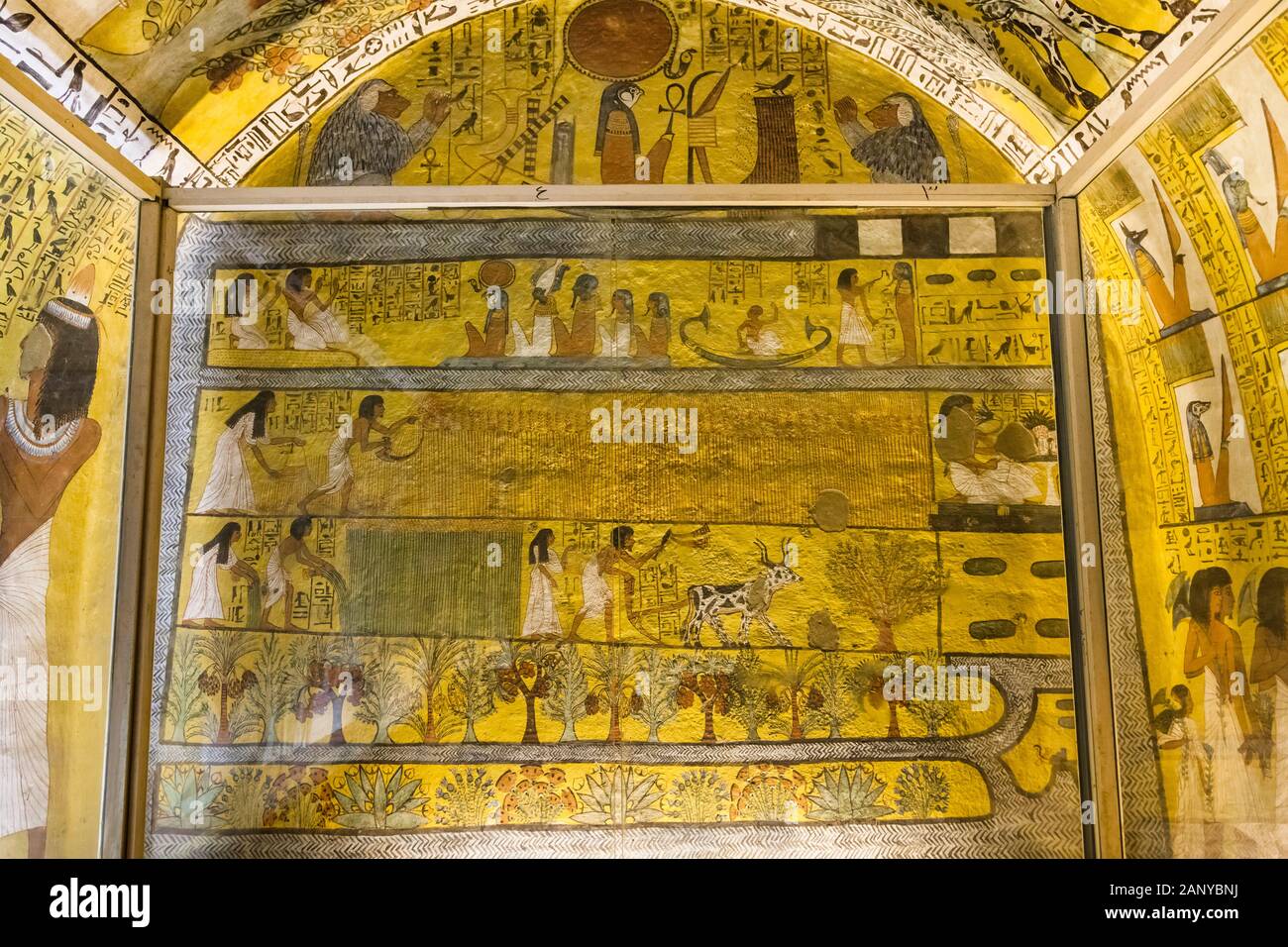 Wandbilder am Grab von Artisan Sennedjen, Dier el Medina, Luxor, Ägypten, Nordafrika, Afrika Stockfoto