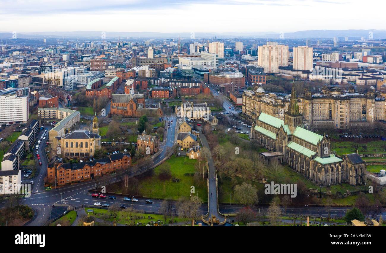 Blick auf die Kathedrale von Glasgow und Stadt Glasgow, Schottland, Großbritannien Stockfoto