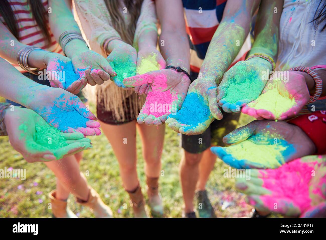 Sommerfest mit Farbe Pulver Stockfoto