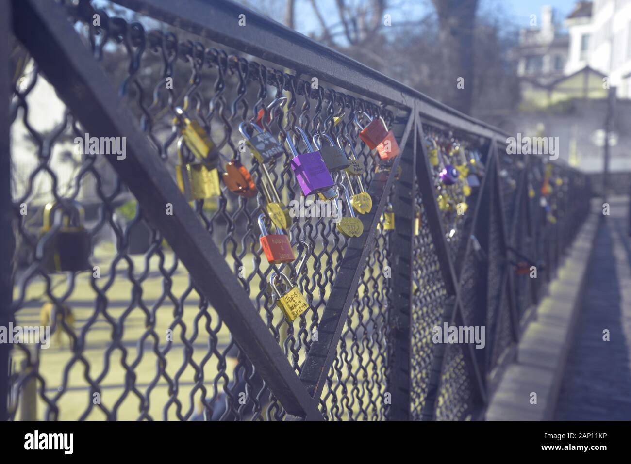 Liebe Schlösser in Paris, pasakdek Stockfoto