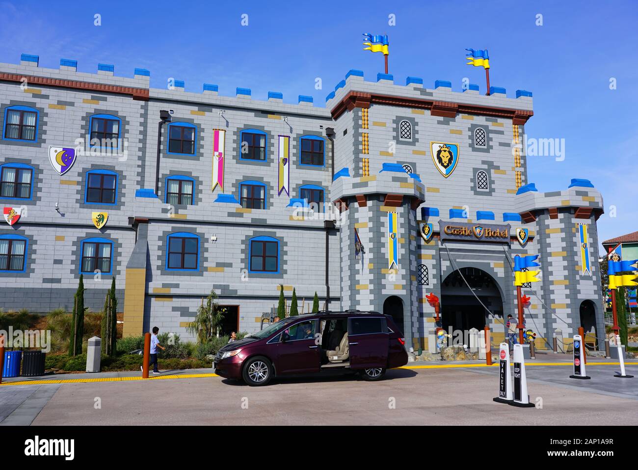 CARLSBAD, CA-4 JAN 2020 - Blick auf die Burg Hotel Am Legoland California, ein Vergnügungspark Vergnügungspark auf der Basis von Lego Spielzeug in der Nähe von San Diego, Californ entfernt Stockfoto