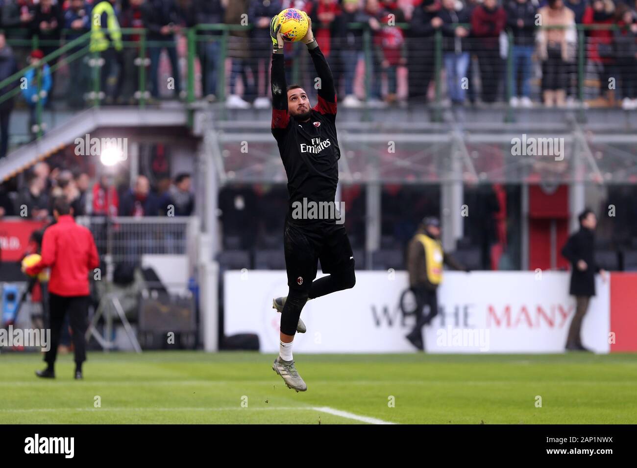Mailand, Italien. 19. Januar 2020. Italienische Serie A AC Mailand vs Udinese Calcio. Gianluigi Donnarumma des AC Mailand. Stockfoto