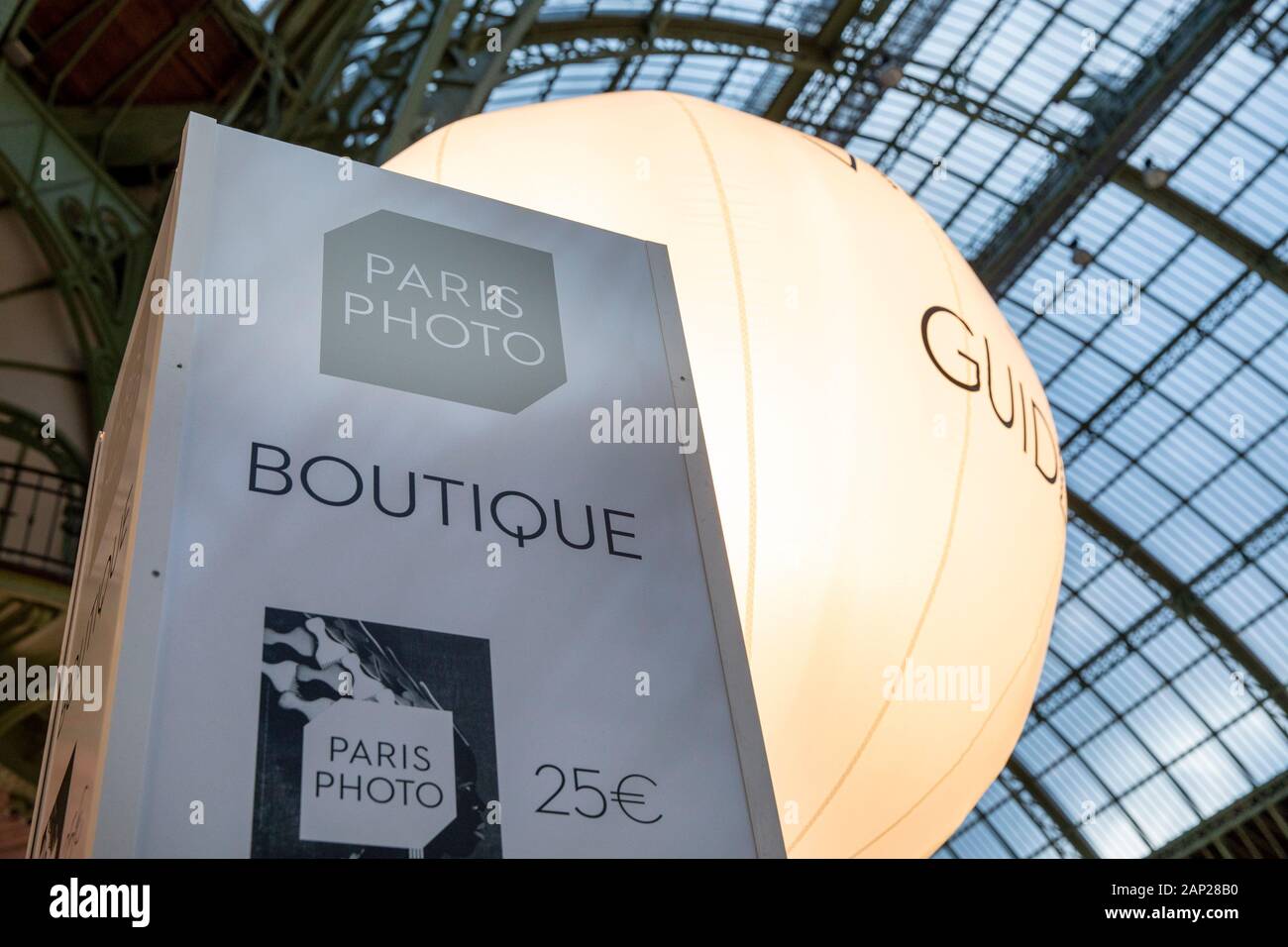 Impressionen vom Pressebesuch der Fotokunstmesse PARIS FOTO' im Grand Palais. Paris, 10.11.2019 Stockfoto