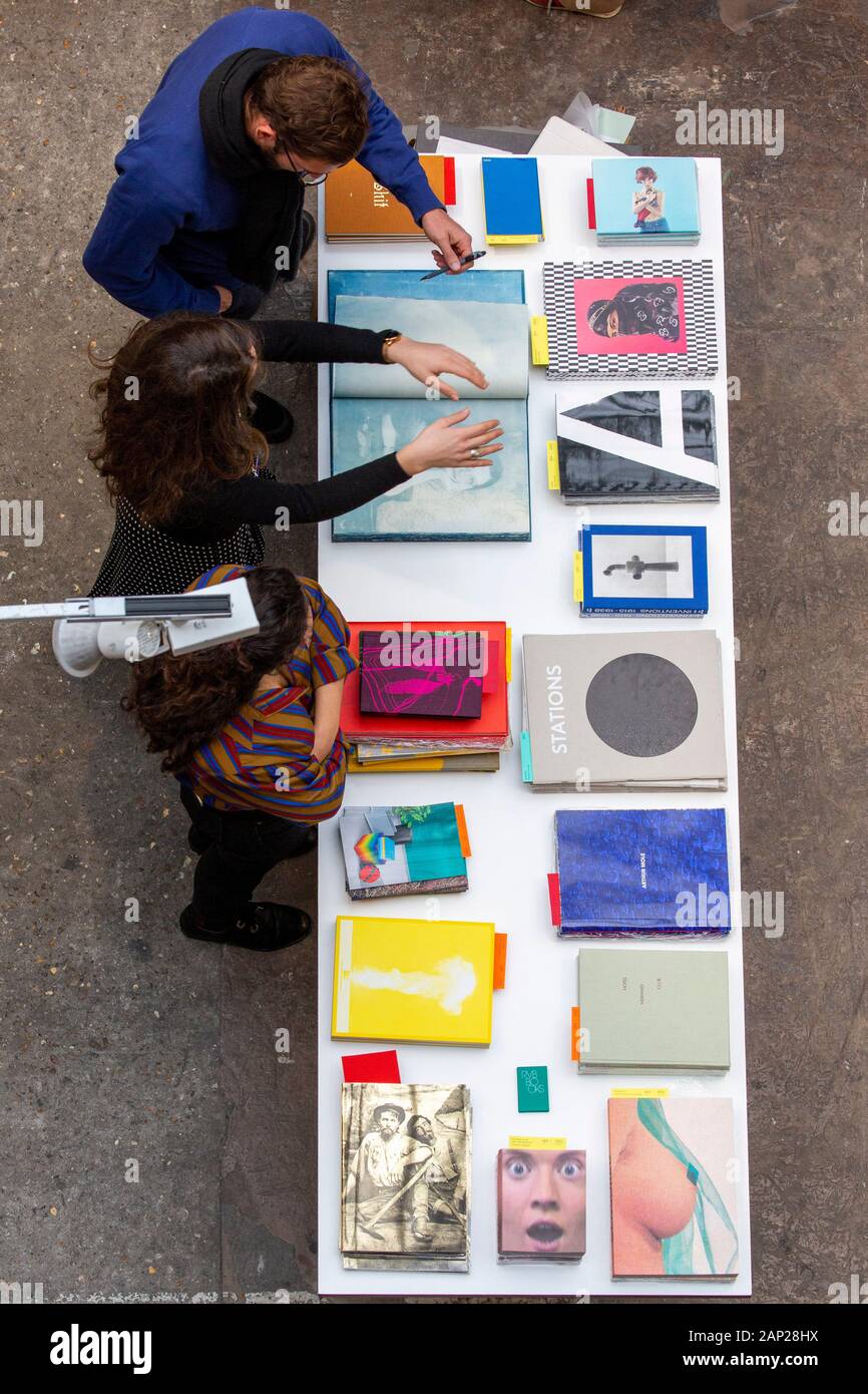 Impressionen vom Pressebesuch der Fotokunstmesse PARIS FOTO' im Grand Palais. Paris, 10.11.2019 Stockfoto