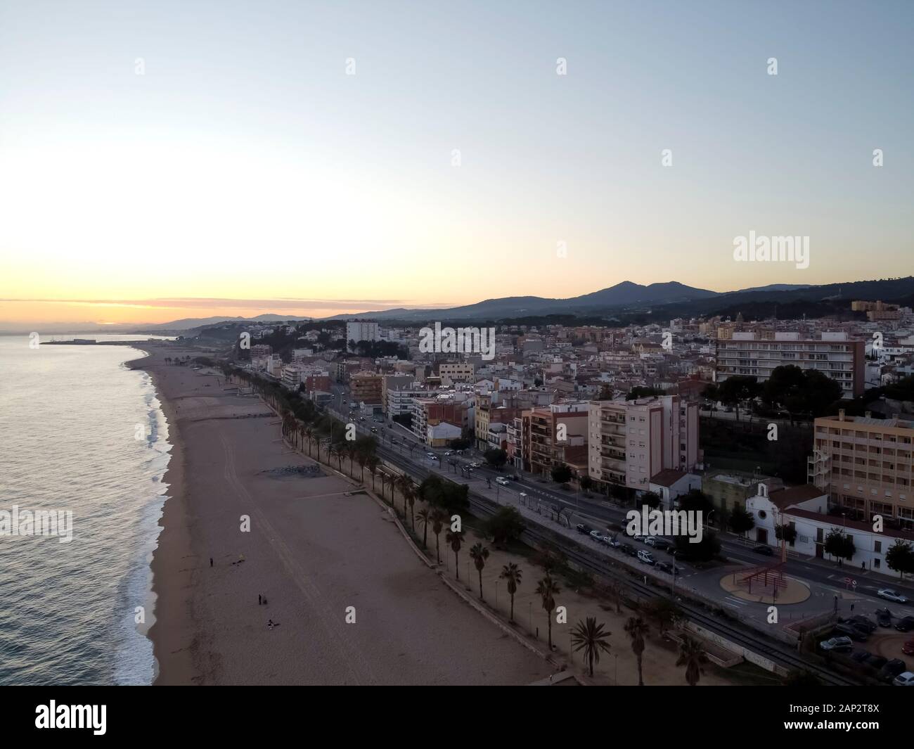 Luftaufnahme von Canet de Mar, El Maresme Küste, Katalonien, Spanien Stockfoto