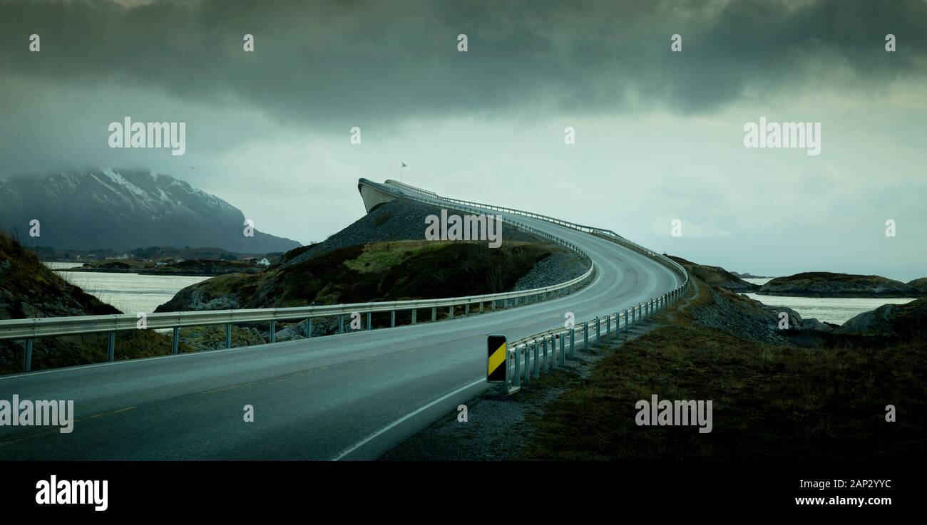 Atlantic Road in Norwegen Stockfoto