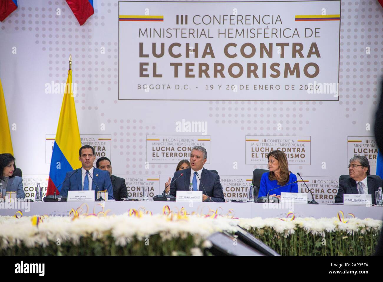 Führer, von links, Venezuelas Oppositionsführer Juan Guaido, Kolumbiens Präsident Ivan Duque, sein Vizepräsident Marta Lucia Ramirez und Kolumbien ist Stockfoto