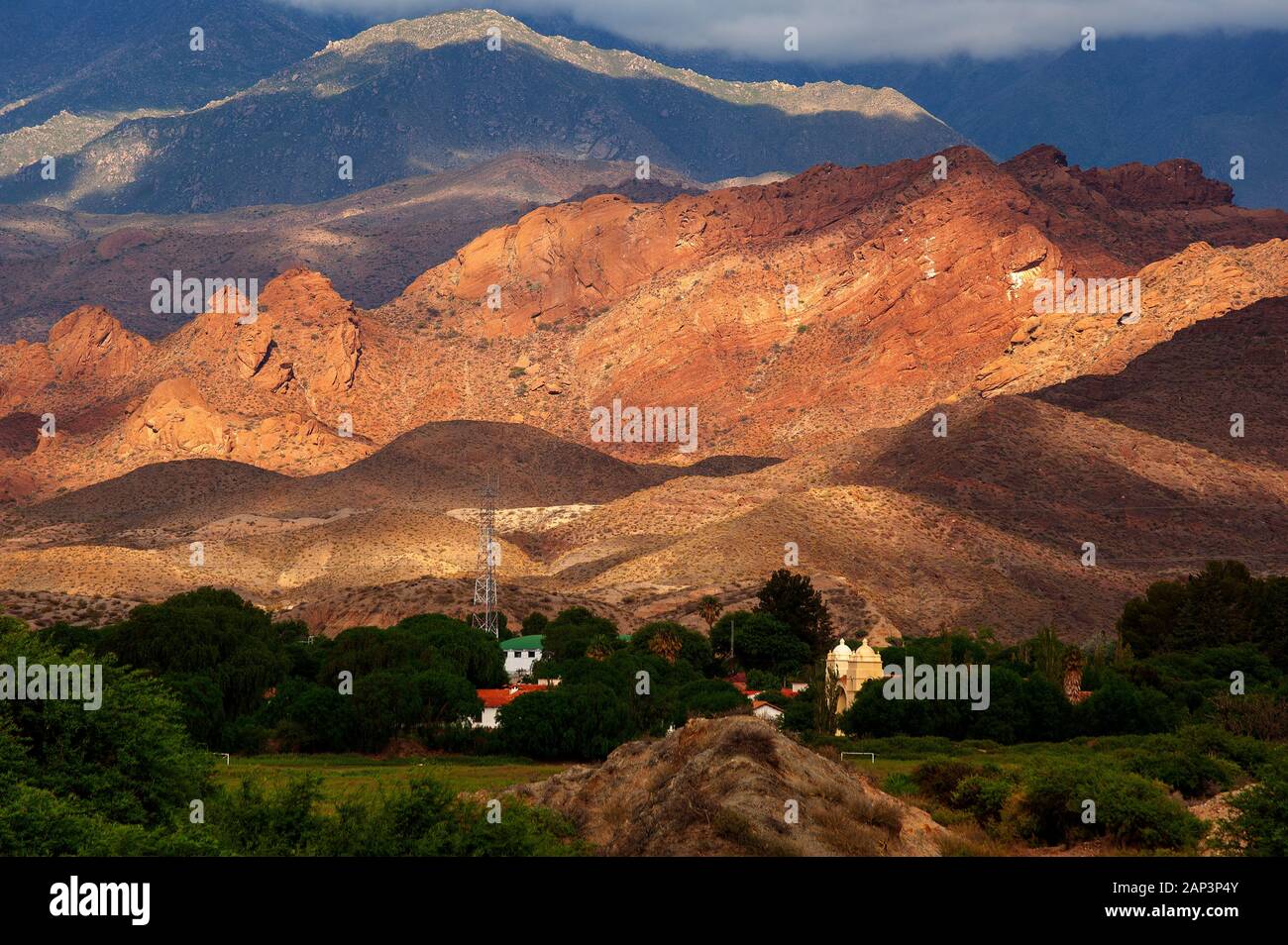 Kleines Dorf an der Ruta 40, Angastaco, Argentinien Stockfoto